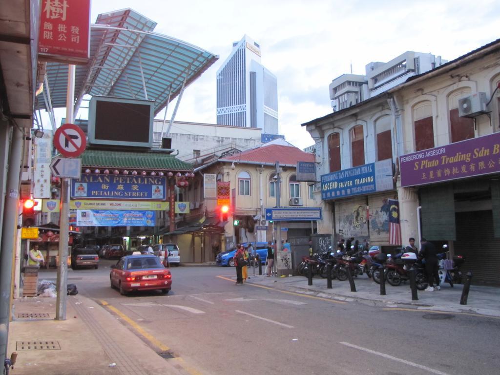 Oasis Guest House Kuala Lumpur Ngoại thất bức ảnh