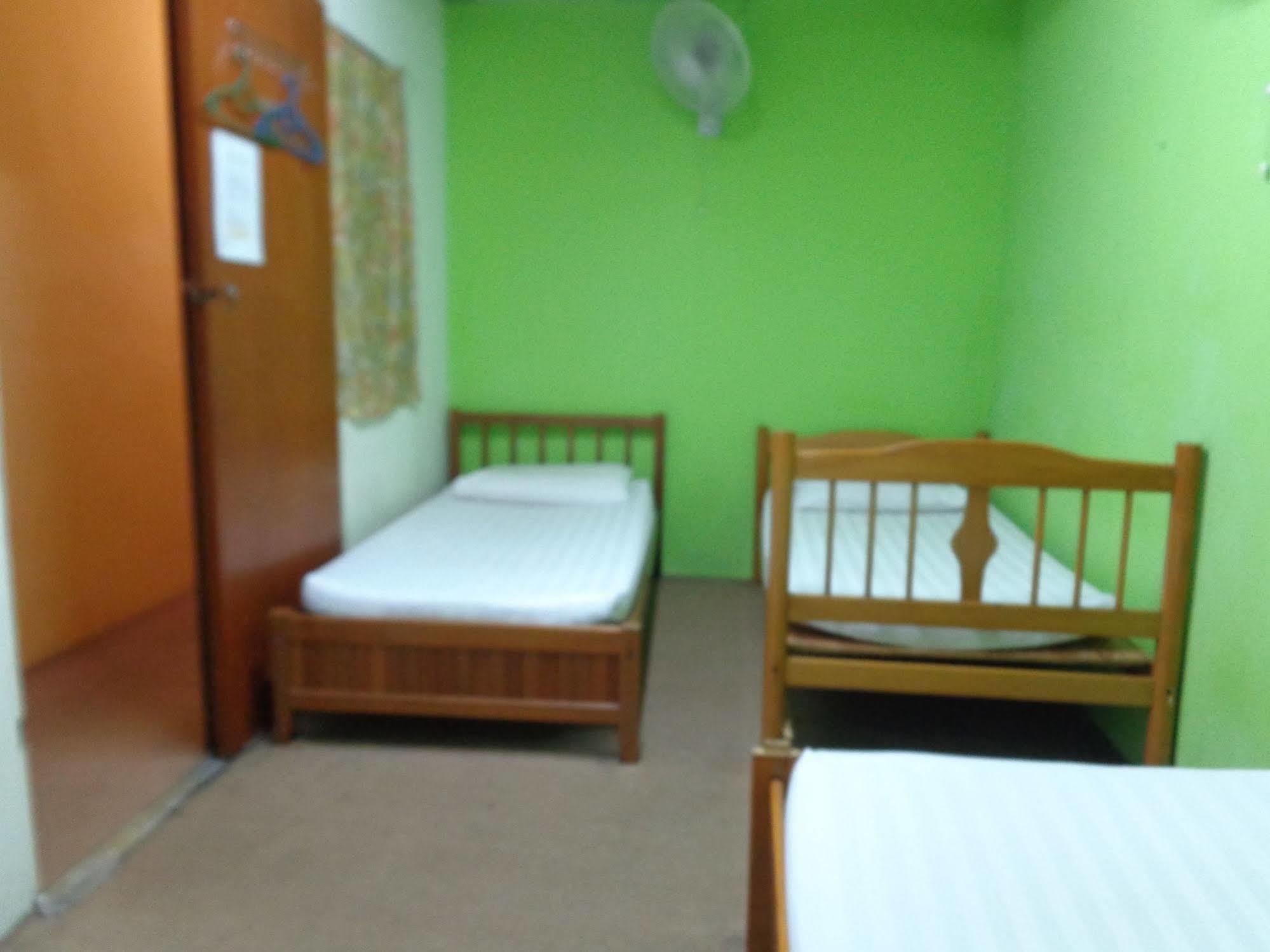 Oasis Guest House Kuala Lumpur Ngoại thất bức ảnh